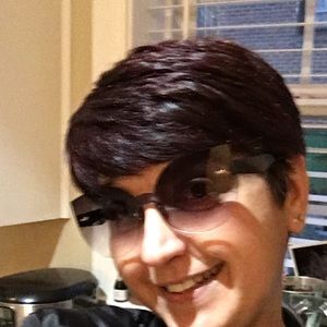 Meet your Posher, Gillian